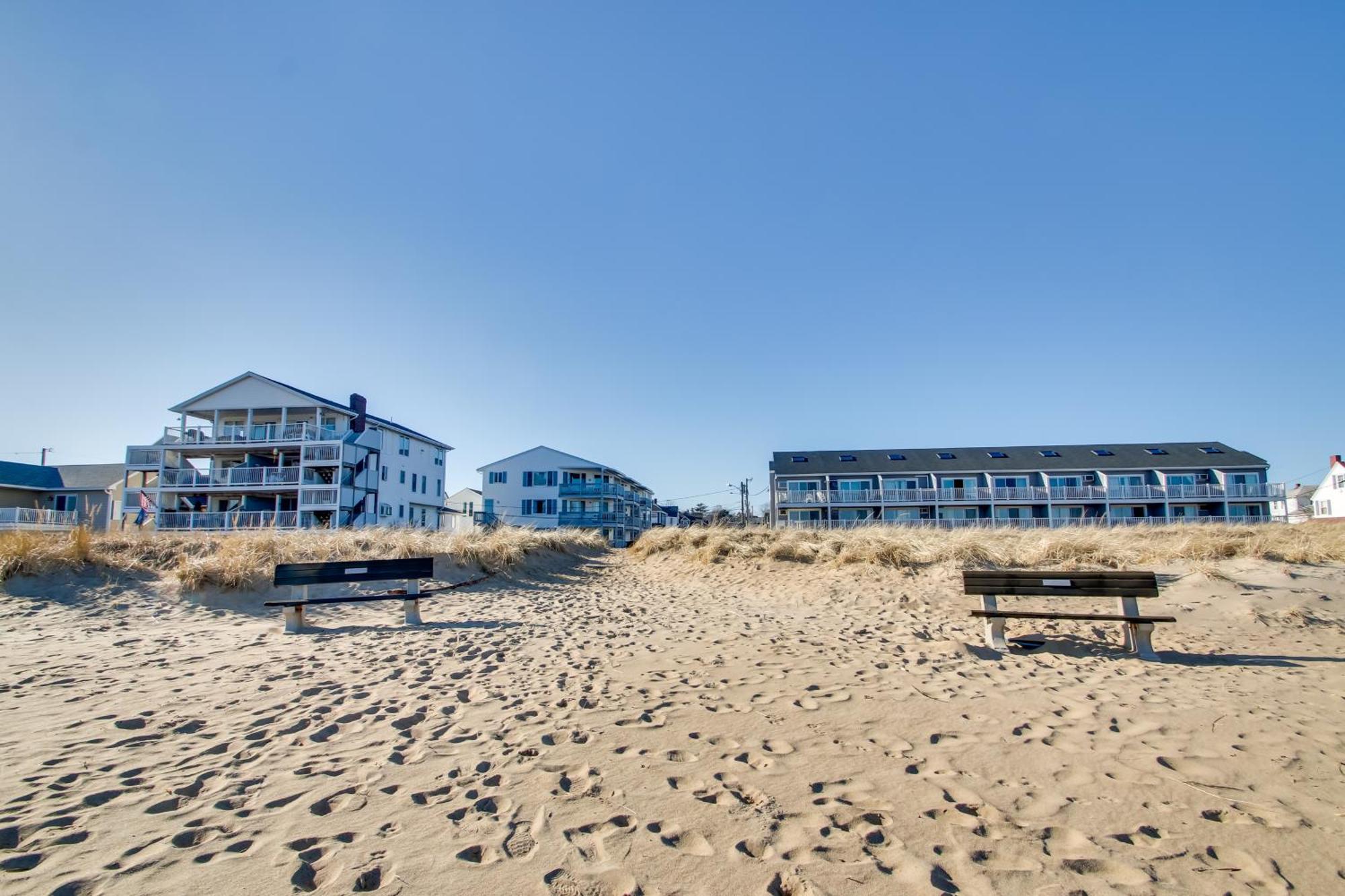 Beachfront Old Orchard Beach Condo With Balcony Exteriör bild