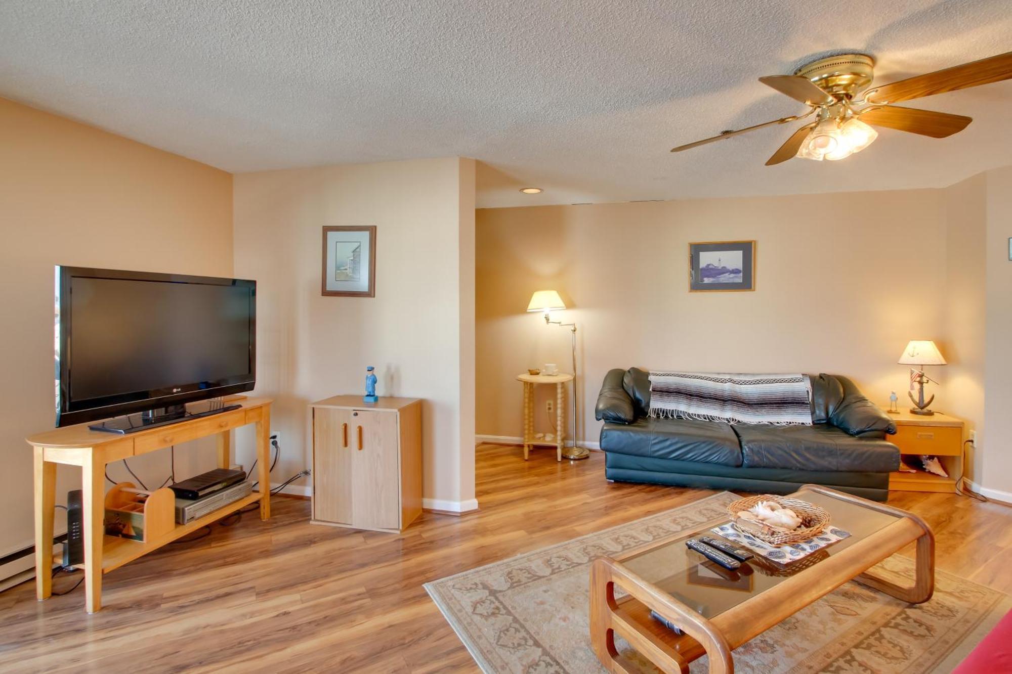 Beachfront Old Orchard Beach Condo With Balcony Exteriör bild