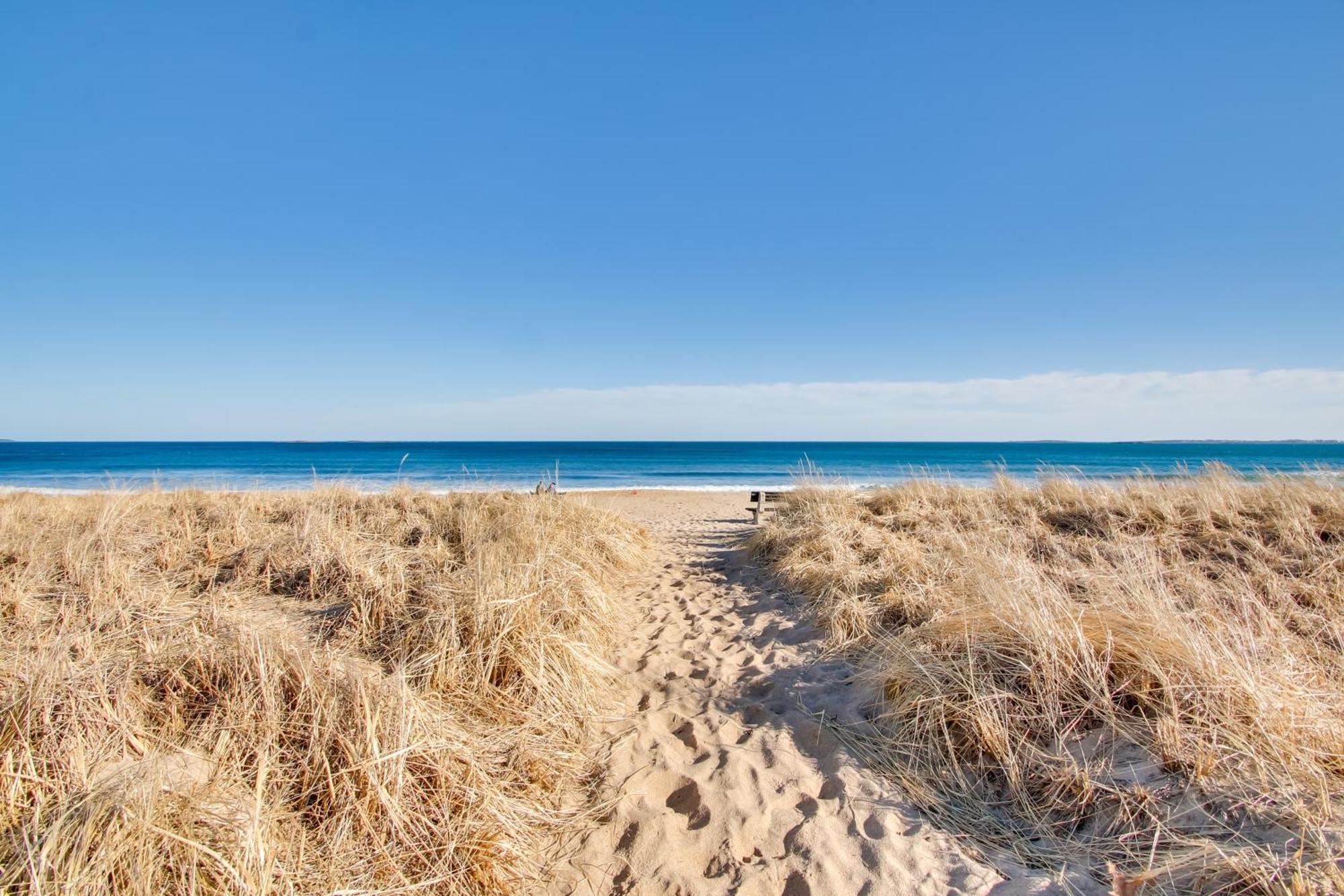Beachfront Old Orchard Beach Condo With Balcony Exteriör bild